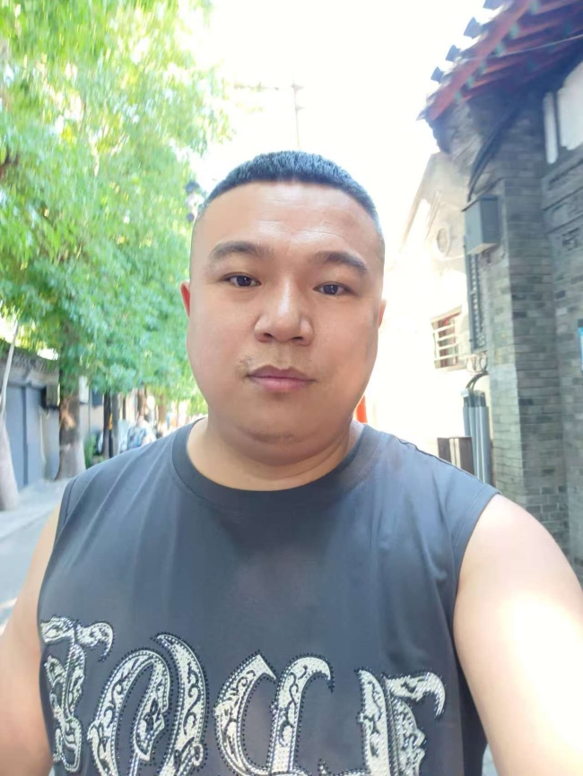 ����׳��