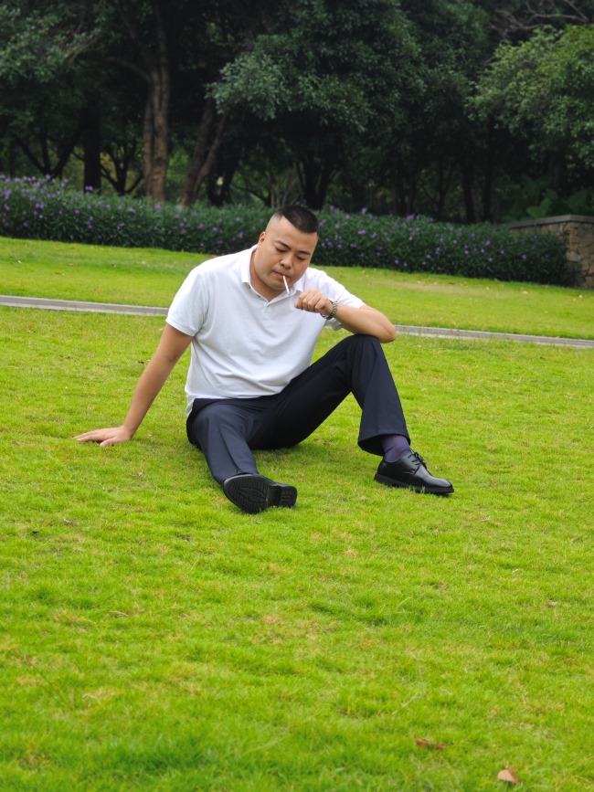 ɽ��׳����